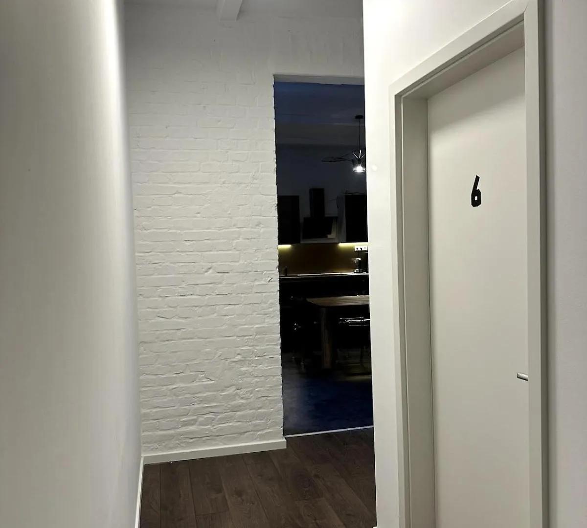 Cozy Rosy Room In Vibrant Area 4 Berlin Appartement