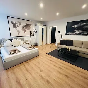 X-hain Kiezwohnung Berlin